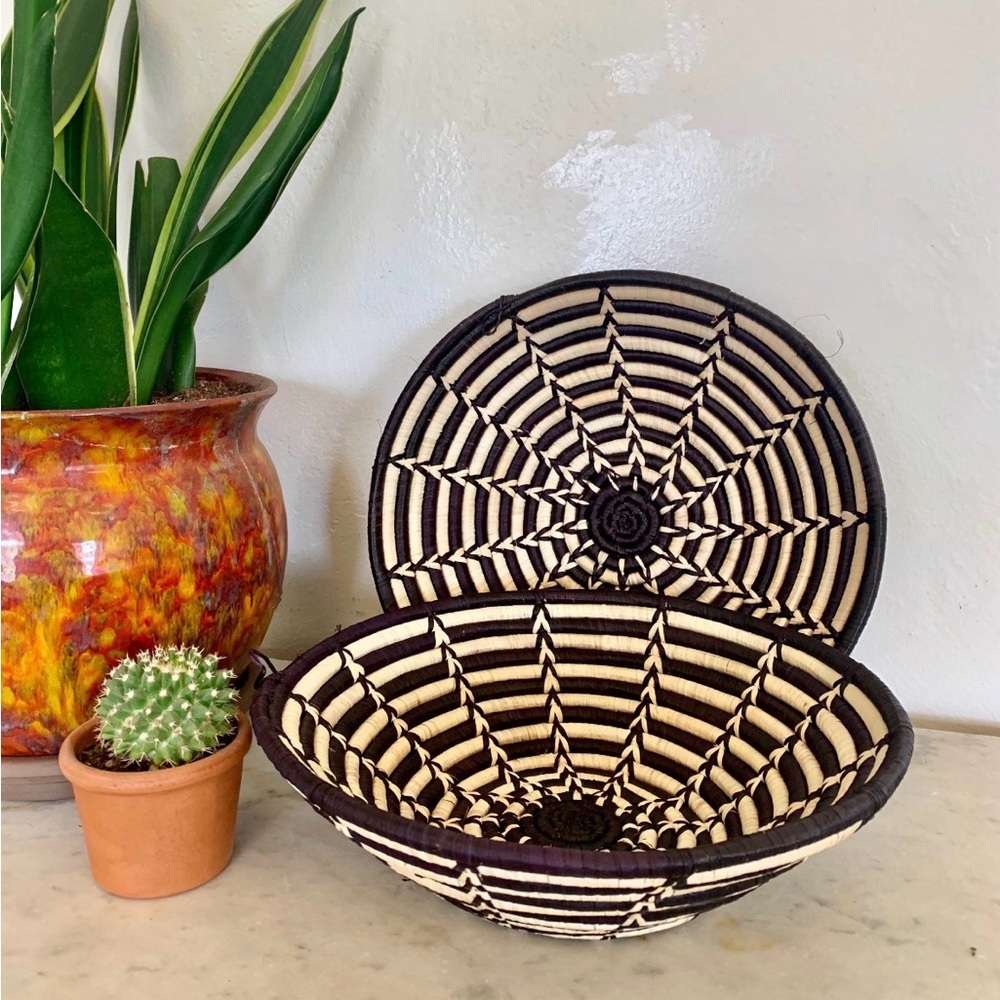 Beautiful Ugandan Raffia Baskets, Black and Cream Geometric design,Natural Fiber
